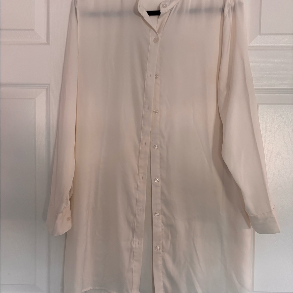 Summersalt Cream Button-Up swim cover up - very flattering ✨ - Picture 3 of 6